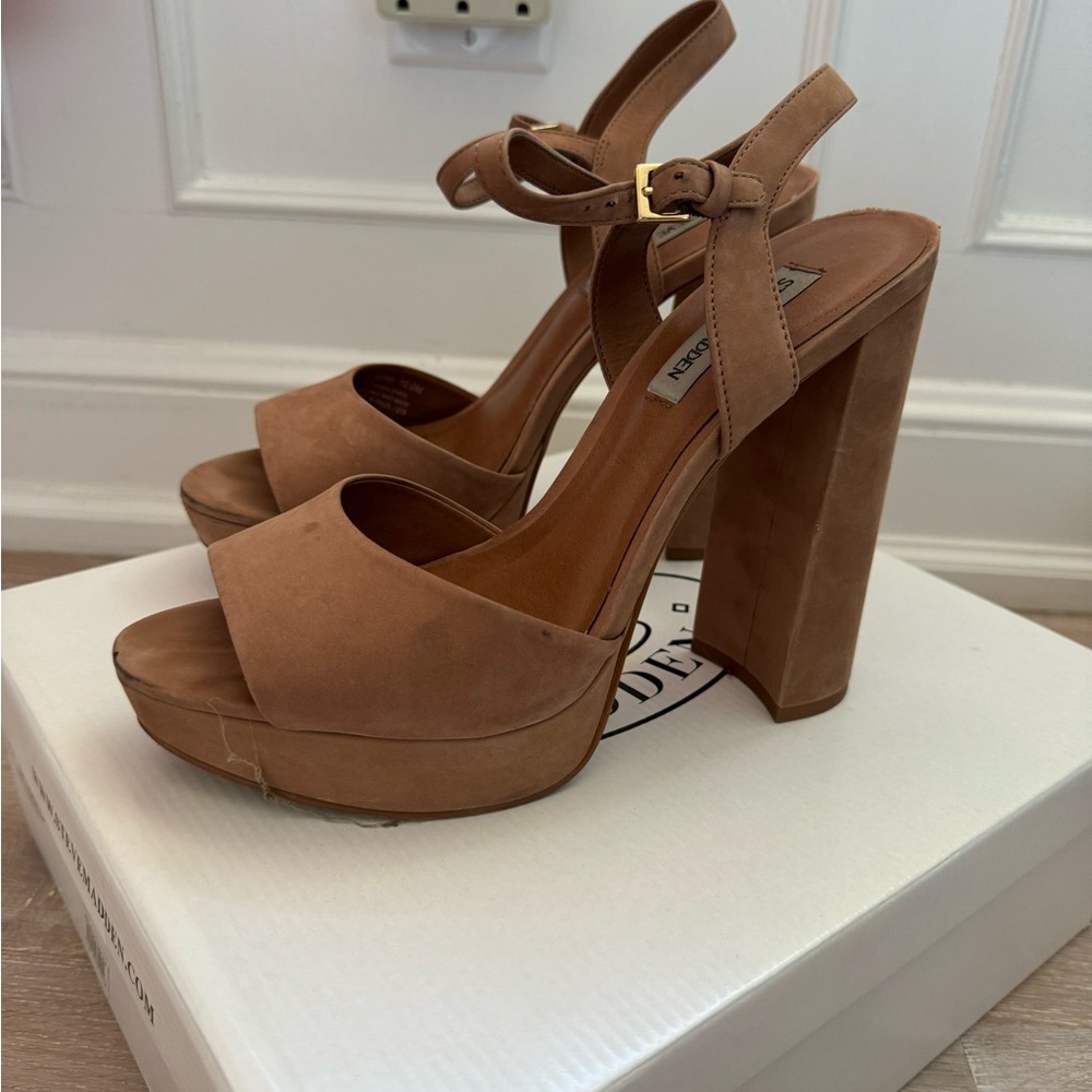 Steve Madden suede platform heels